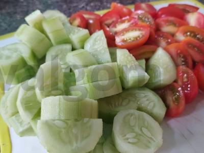 Itališkos "Panzanella" salotos. Žingsnis 2
