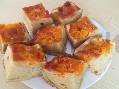 Mandarinų pyragas pagrindine nuotrauka