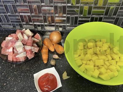 Naminis kepsnys su kiauliena Žingsnis 1