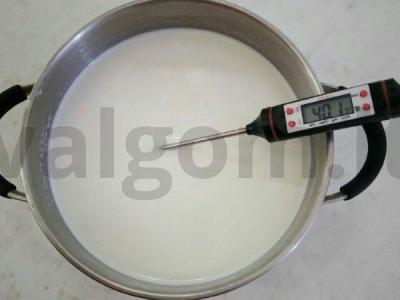 Švelnus naminis jogurtas su grietinėle multicooker keptuvėje Žingsnis 1
