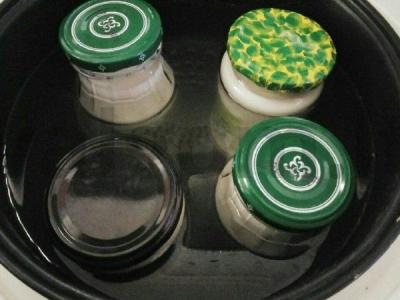 Švelnus naminis jogurtas su grietinėle multicooker keptuvėje Žingsnis 2