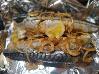 Skumbrė, kepta svogūnų ir citrinų padaže su bulvių koše Žingsnis 2