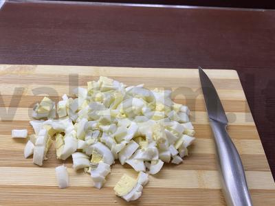 Salotos su saira ir kiaušiniu Žingsnis 5