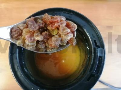 Mini desertas "Persimonas su razinomis" Žingsnis 3