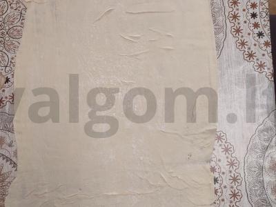 Sultingos dešrelės trijų ingredientų tešloje Žingsnis 1