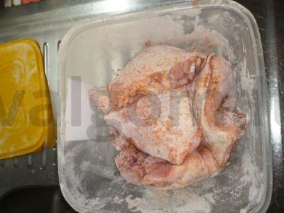 Vištienos šlaunelės česnakiniame padaže Žingsnis 3