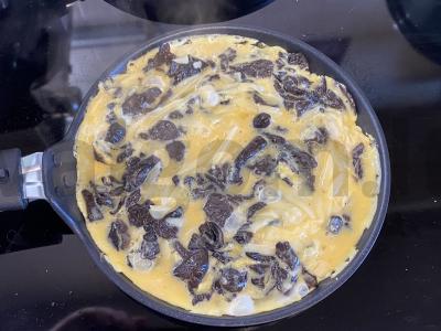 Sūrio omletas su grybais Žingsnis 10