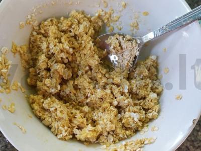 Avižiniai sausainiai su sultenėmis ir migdolais Žingsnis 2