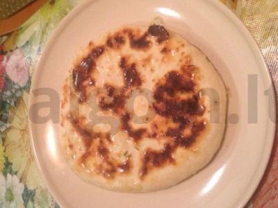 Chačapuri su bryndza pagrindine nuotrauka