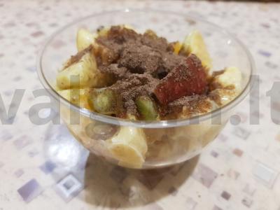 Vaisių desertas pagrindine nuotrauka