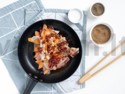 Kiauliena, kepta folijoje su spanguolėmis Žingsnis 2