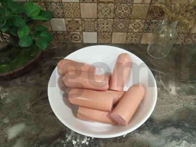 Dešrelės sluoksniuotos tešlos kepiniuose su penkiais ingredientais Žingsnis 2