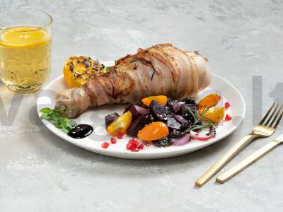 Kepta kalakutiena su burokėliais pagrindine nuotrauka