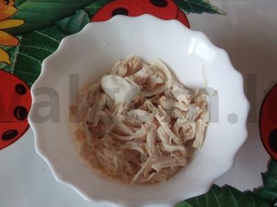 Vištienos ir žaliųjų žirnelių salotos su morkomis Žingsnis 2