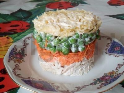 Vištienos ir žaliųjų žirnelių salotos su morkomis Žingsnis 6