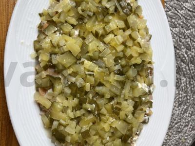 Sluoksniuotos salotos "Tigro paltas" Žingsnis 1