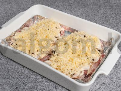 Prancūziškai pagaminta mėsa su majonezu ir grybais Žingsnis 5