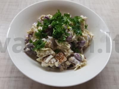 Salotos su kruopomis ir pupelėmis pagrindine nuotrauka