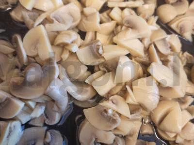 Švelni vištienos krūtinėlė su grybais Žingsnis 3