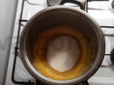 Naminė apelsinų uogienė Žingsnis 3