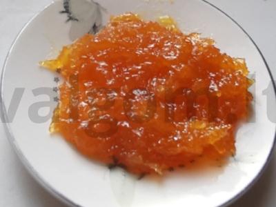 Naminė apelsinų uogienė pagrindine nuotrauka