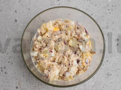 Salotos su bulvėmis ir rūkyta skumbre Žingsnis 3