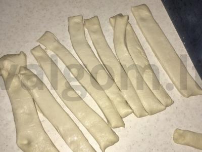 Greitos dešrelės tešloje Žingsnis 2