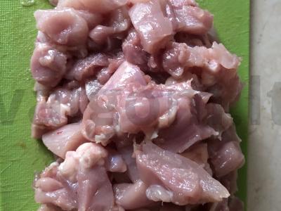 Pilavas su vištienos šlaunele multicooker keptuvėje Žingsnis 4