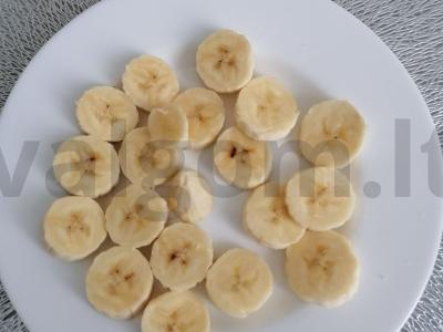 Šaldytas bananų desertas. Žingsnis 1