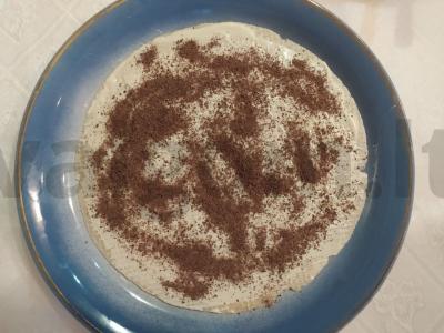 Iš vaflinių pyragaičių pagamintas pyragas be kepimo Žingsnis 2