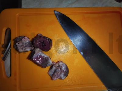 Troškintos kalakutienos širdys multicooker keptuvėje Žingsnis 1