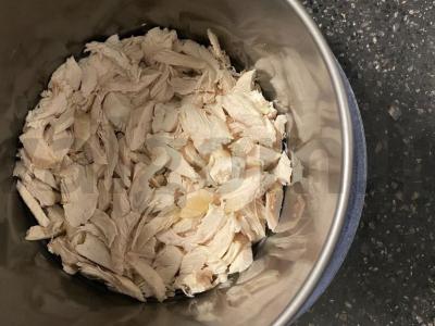 Salotos "Delight" su korėjietiškomis morkomis Žingsnis 4