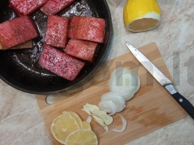 Skani kepta tuno filė Žingsnis 1