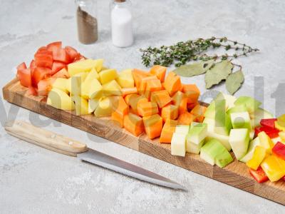 Triušis ir kukurūzai Žingsnis 1