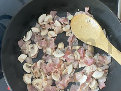 Risotto su šonine ir grybais Žingsnis 2