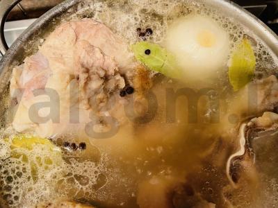 Kumpelis "Seltz" Žingsnis 2