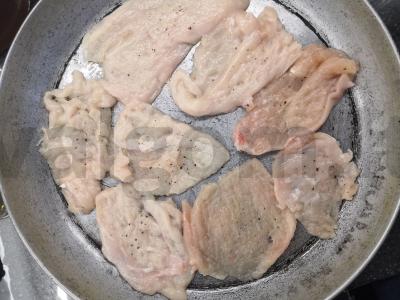 Vištienos krūtinėlė su ananasais ir pomidorais orkaitėje Žingsnis 3