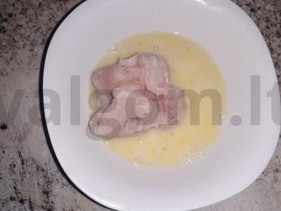 Sultingi Kijevo stiliaus kotletai su traškia plutele Žingsnis 6