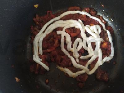 Kiaušinių makaronai su raudonųjų pupelių padažu Žingsnis 3
