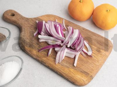 Keptos vištienos kepenėlės su karamelizuotais mandarinais Žingsnis 1
