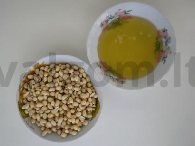 Skrudinti žemės riešutai Žingsnis 2