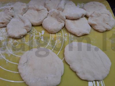 Kiaušinių ir keptų svogūnų paplotėliai Žingsnis 6