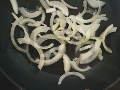 Švelni vištiena kario padaže Žingsnis 1