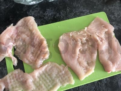 Vištienos filė su pomidorais, grybais ir sūriu Žingsnis 2