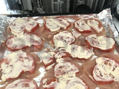 Vištienos filė su pomidorais, grybais ir sūriu Žingsnis 6