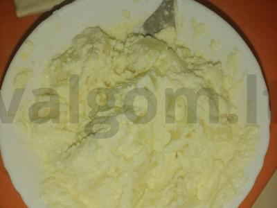 Sluoksniai su varške ir kriaušėmis Žingsnis 2