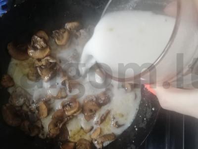 Mėsos kukuliai su grybais Žingsnis 4