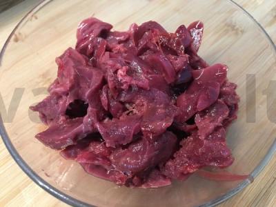 Vištienos kepenėlės su žaliuoju aštriu padažu Žingsnis 1