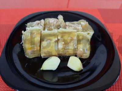 Kiaulių kojų želė pagrindine nuotrauka