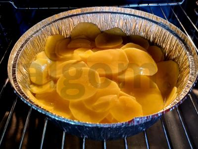 Bulvių apkepas su grybais ir sūriu Žingsnis 4